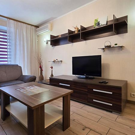 Home Hotel Apartments On Kontraktova Ploshcha Kijów Zewnętrze zdjęcie