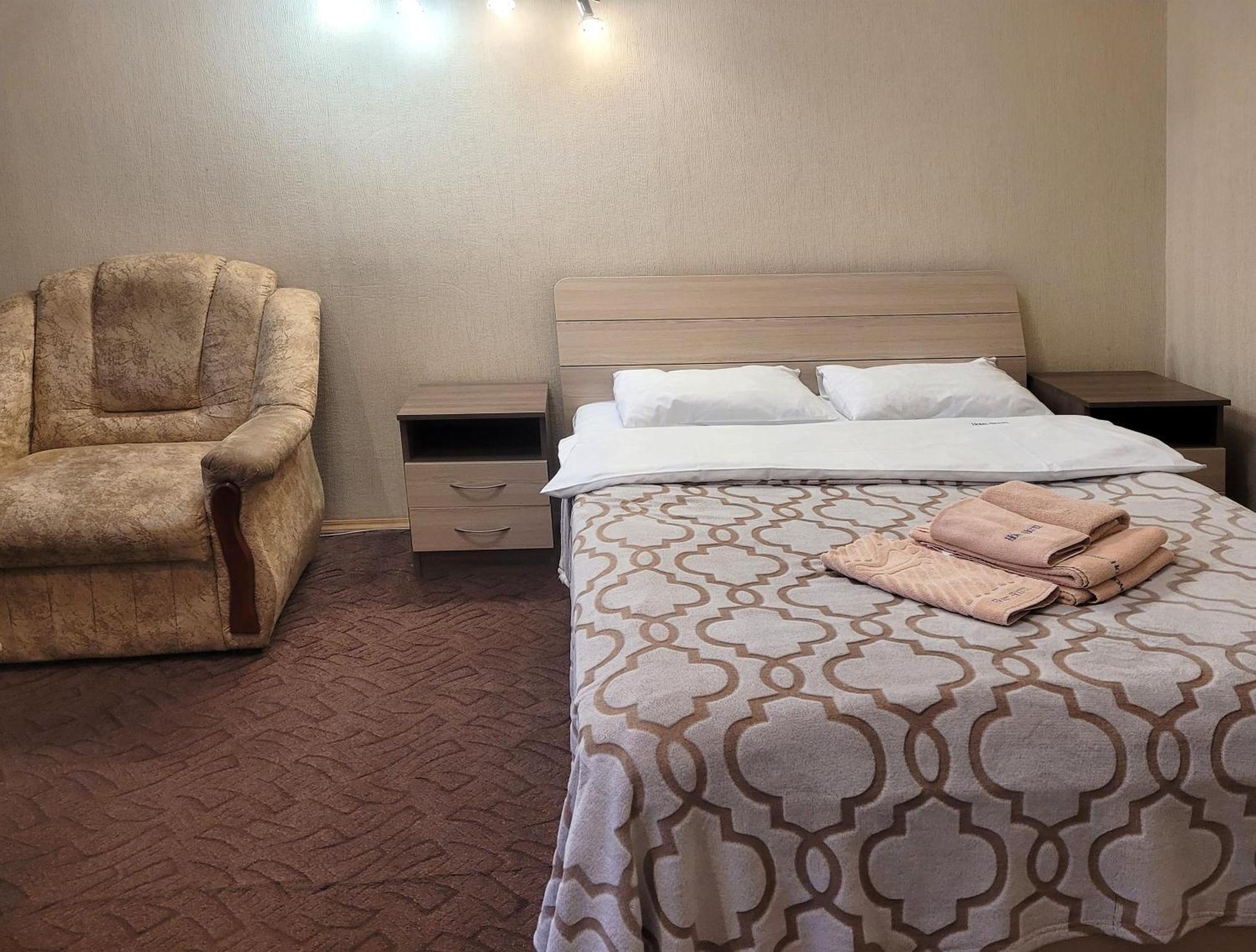Home Hotel Apartments On Kontraktova Ploshcha Kijów Zewnętrze zdjęcie