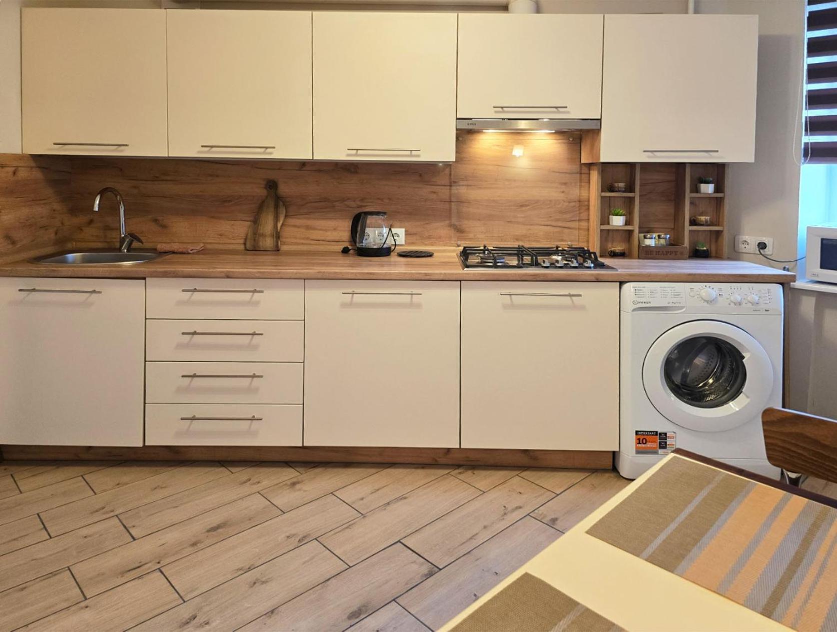 Home Hotel Apartments On Kontraktova Ploshcha Kijów Zewnętrze zdjęcie