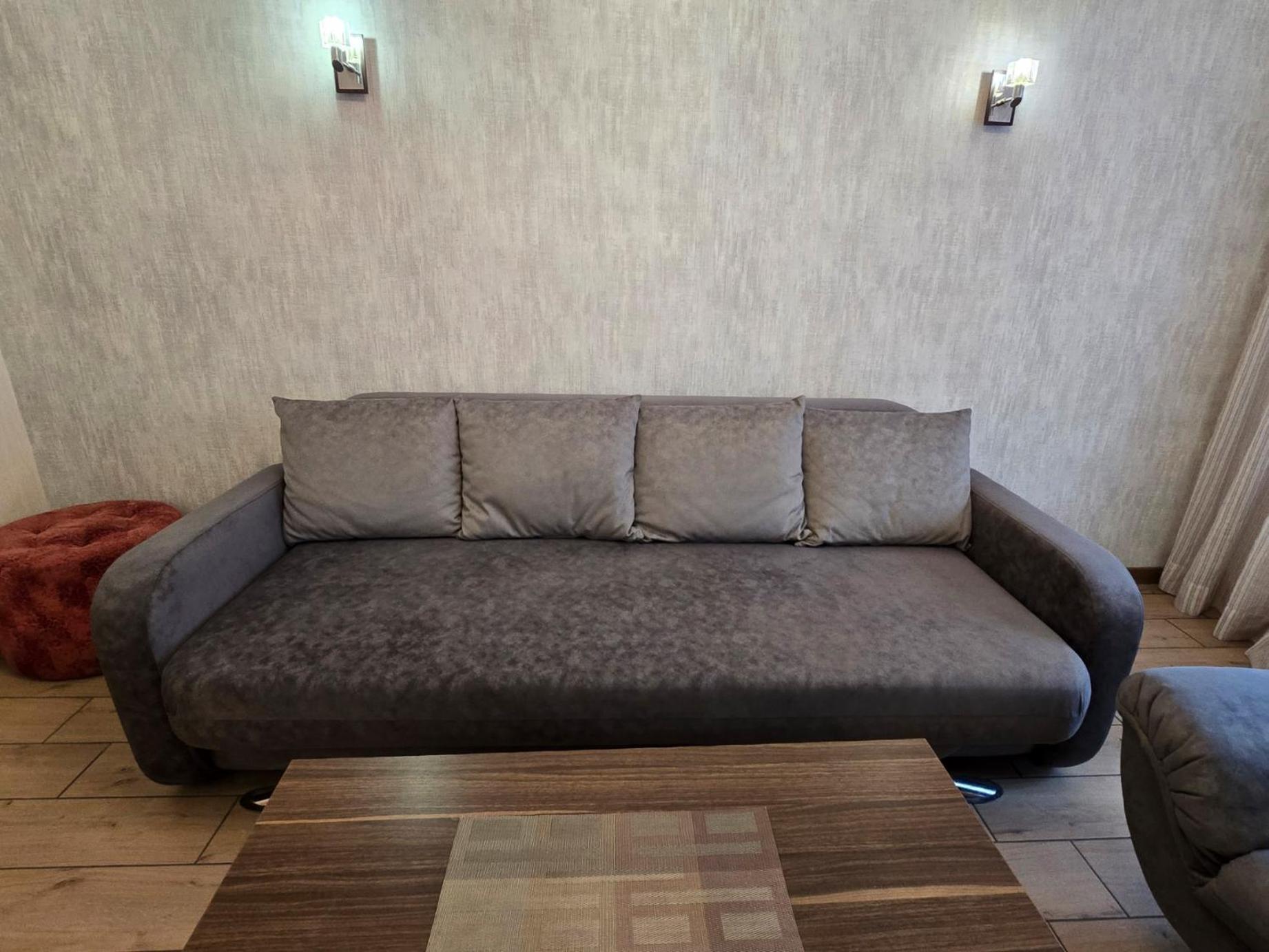 Home Hotel Apartments On Kontraktova Ploshcha Kijów Zewnętrze zdjęcie