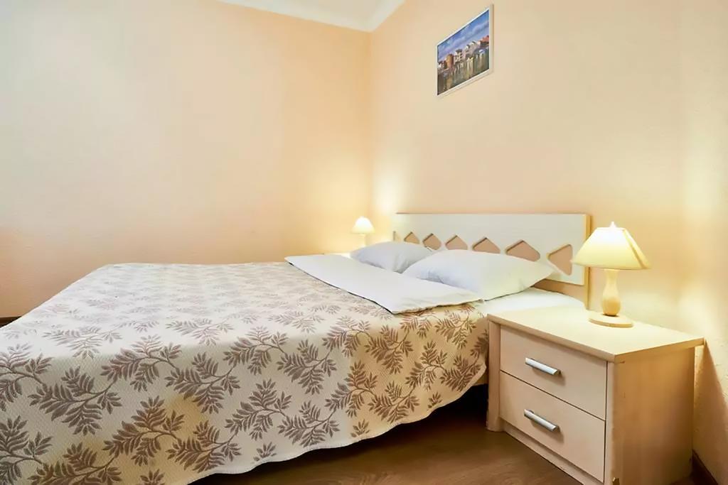 Home Hotel Apartments On Kontraktova Ploshcha Kijów Zewnętrze zdjęcie